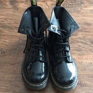 BARELY WORN black patent leather Doc Martens!!